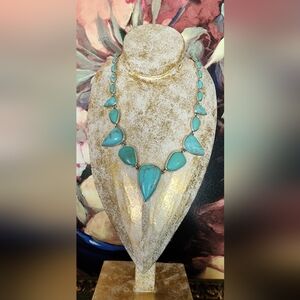 Lucky brand turquoise color howlite  statement necklace